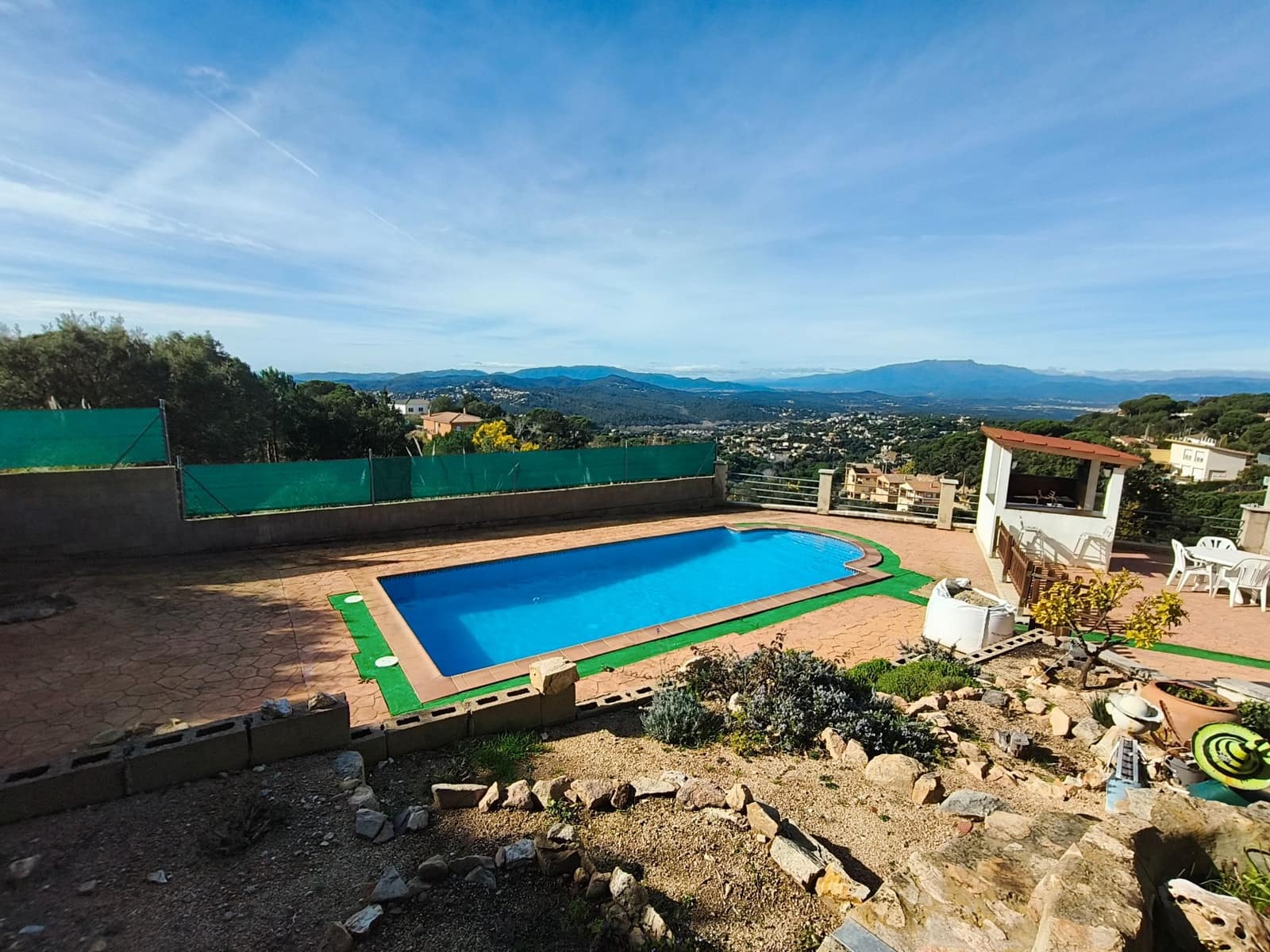 4 soverom Villa til salgs i Vidreres med svømmebasseng garasje - € 360 000 (Ref: 9715262)