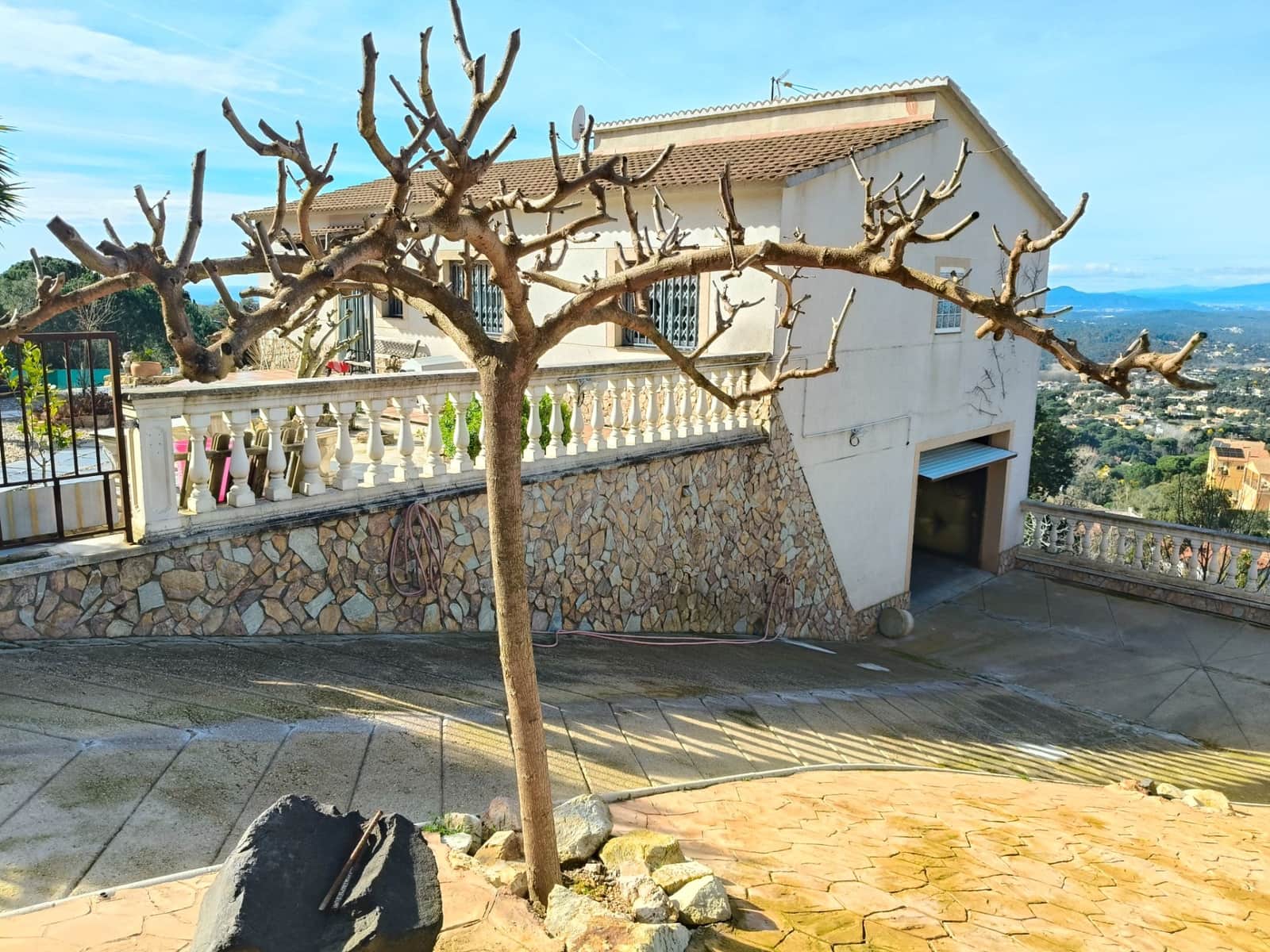 4 soverom Villa til salgs i Vidreres med svømmebasseng garasje - € 360 000 (Ref: 9715262)