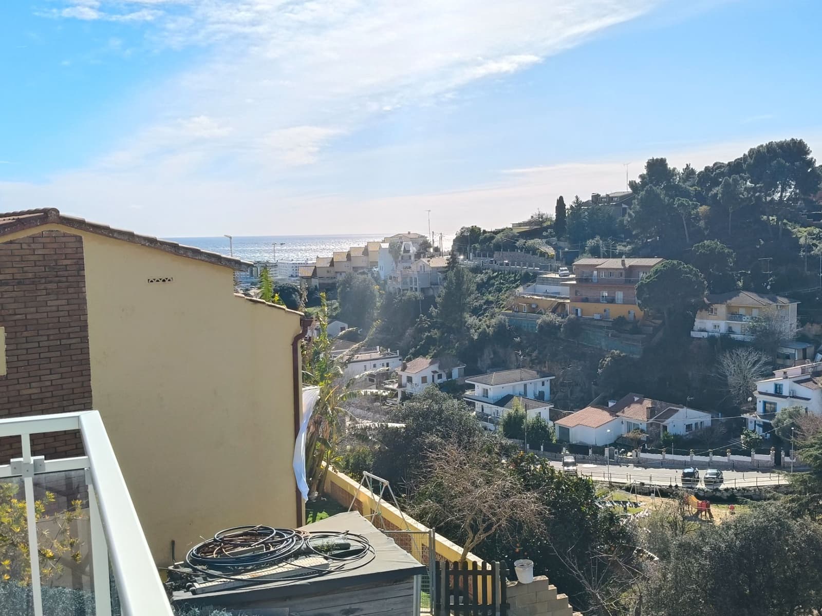 6 soveværelse Semi-Rækkehus til salg i Santa Susanna med swimmingpool garage - € 680.000 (Ref: 9715263)