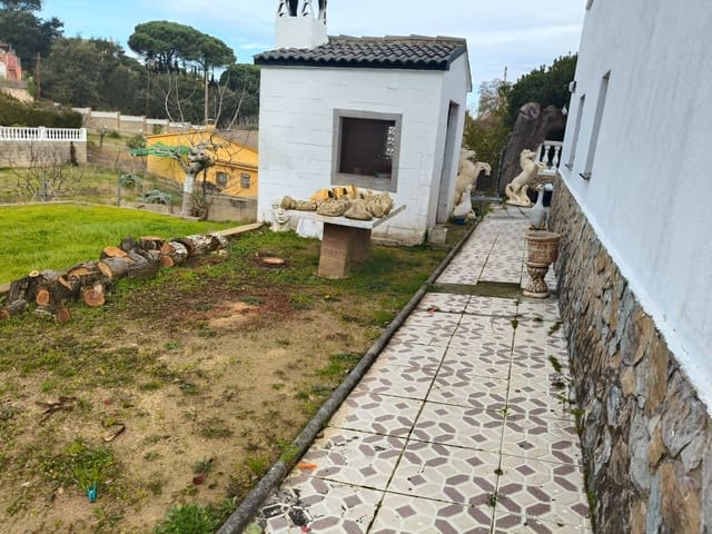 5 soveværelse Villa til salg i Maçanet de la Selva med garage - € 425.000 (Ref: 9715264)