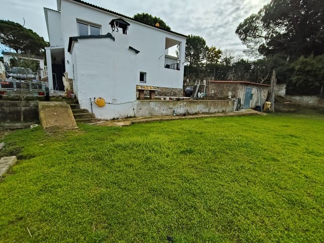 5 soveværelse Villa til salg i Maçanet de la Selva med garage - € 425.000 (Ref: 9715264)