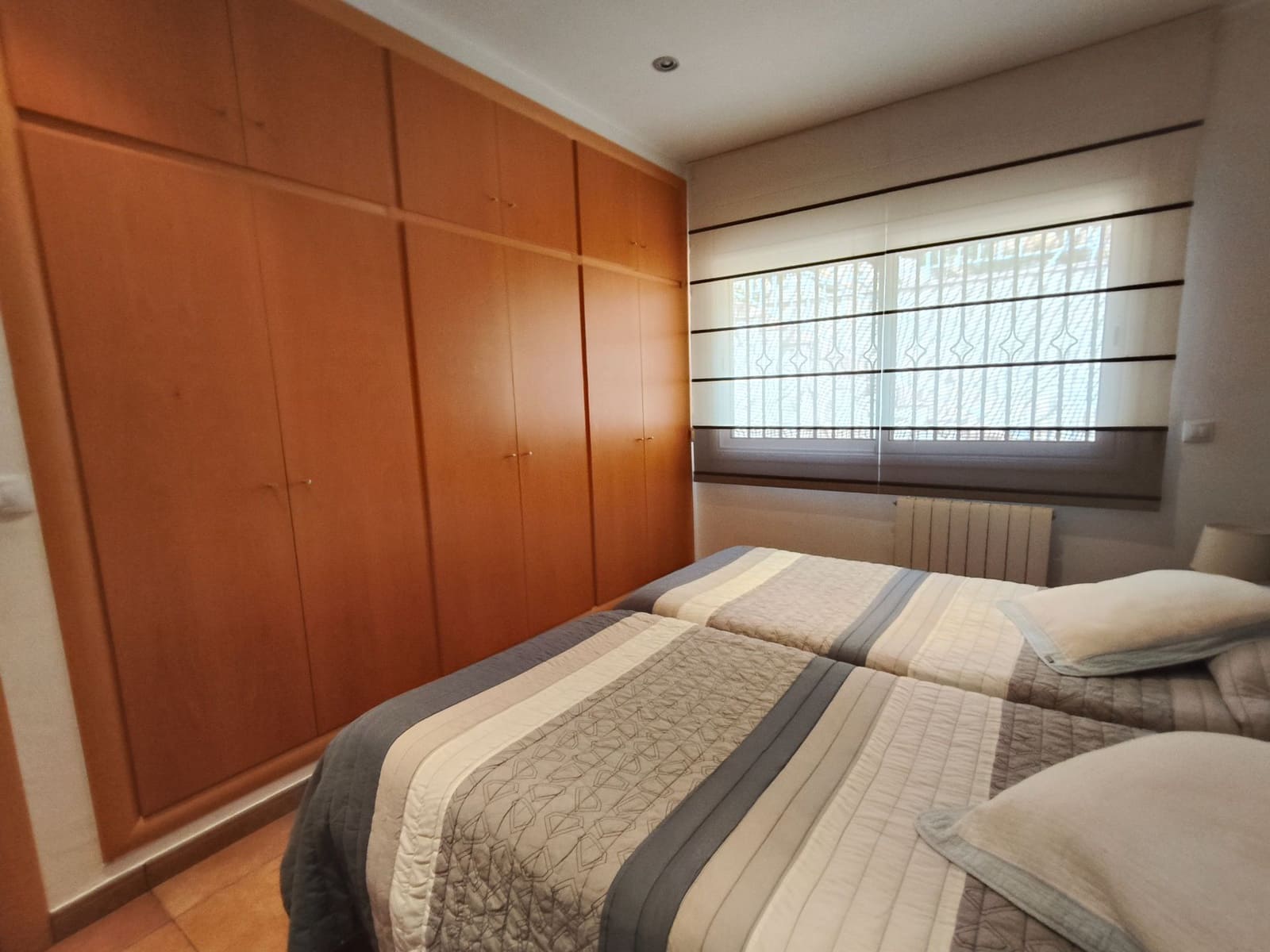 3 bedroom Villa for sale in Lloret de Mar with garage - € 270,000 (Ref: 9715270)