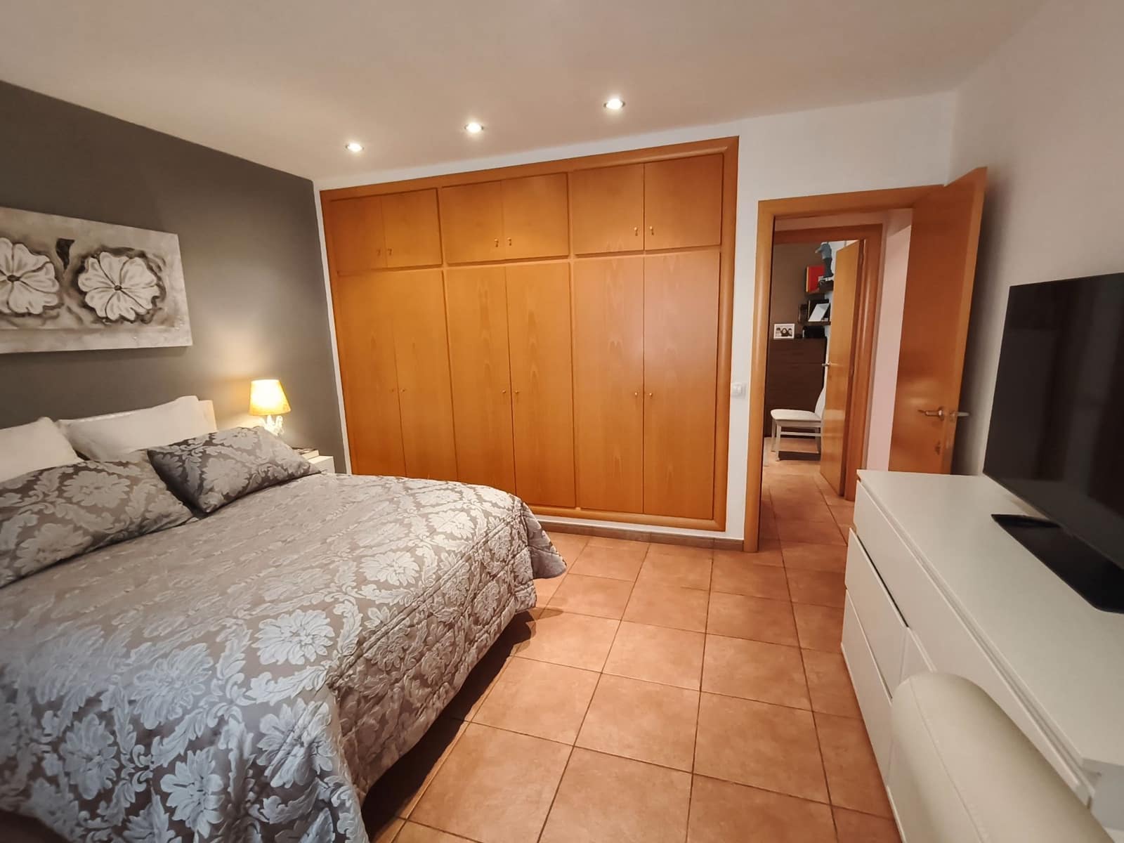 3 bedroom Villa for sale in Lloret de Mar with garage - € 270,000 (Ref: 9715270)