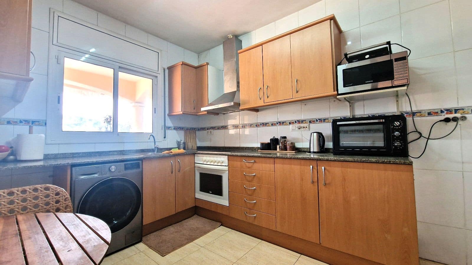 2 bedroom Villa for sale in Lloret de Mar with garage - € 249,000 (Ref: 9715271)