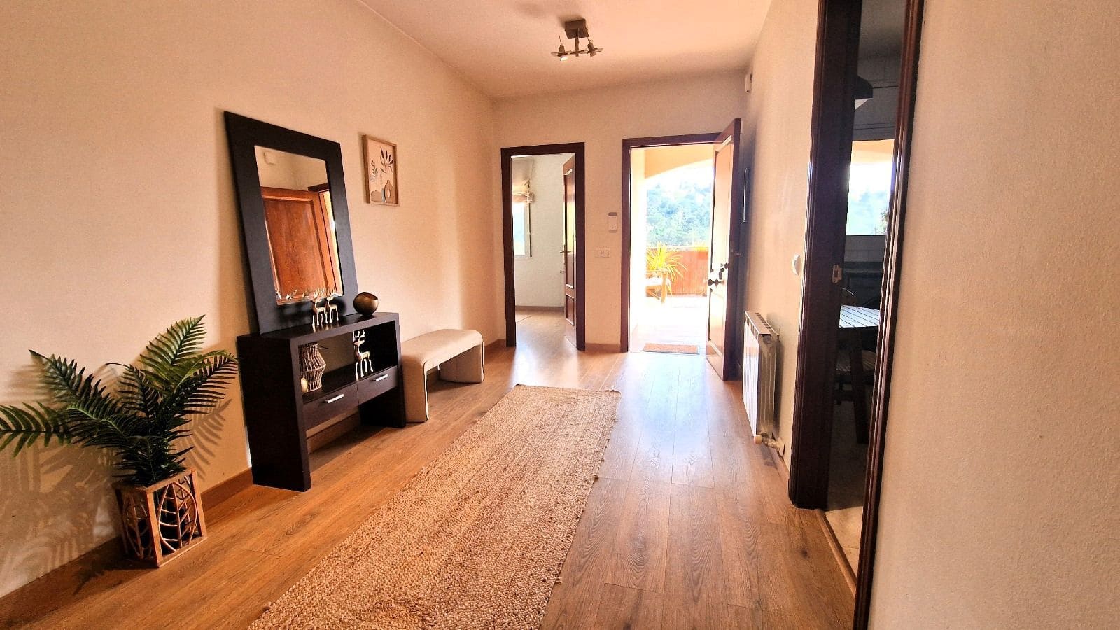 2 bedroom Villa for sale in Lloret de Mar with garage - € 249,000 (Ref: 9715271)