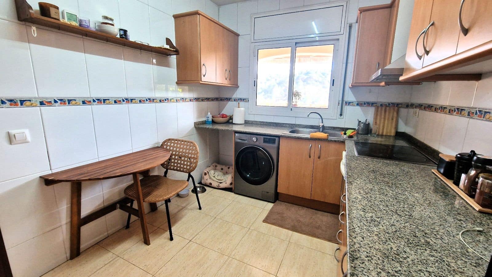 2 bedroom Villa for sale in Lloret de Mar with garage - € 249,000 (Ref: 9715271)