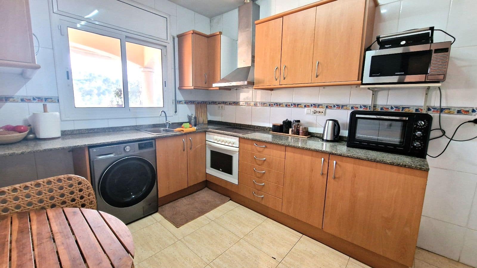 2 bedroom Villa for sale in Lloret de Mar with garage - € 249,000 (Ref: 9715271)