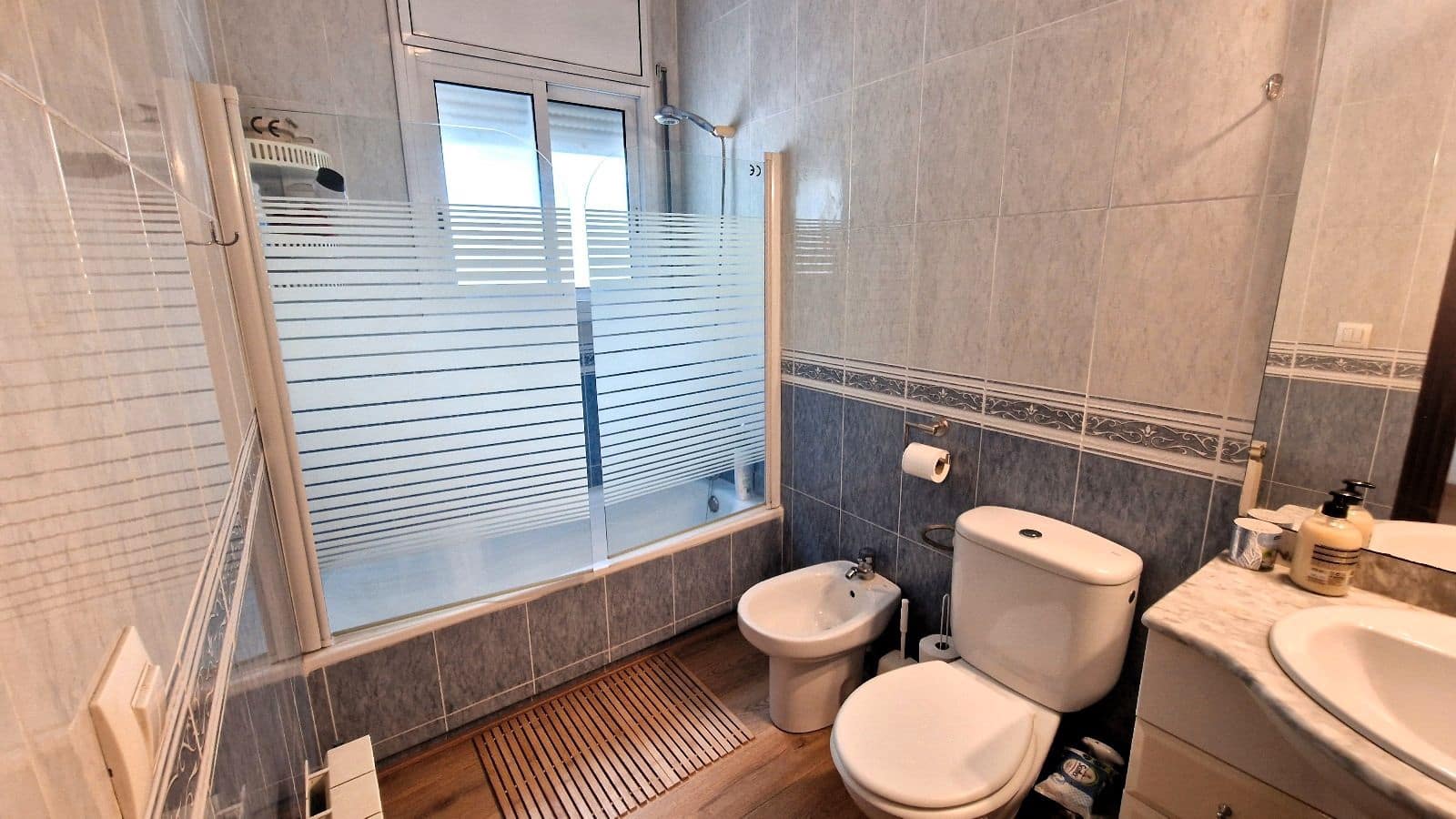 2 bedroom Villa for sale in Lloret de Mar with garage - € 249,000 (Ref: 9715271)