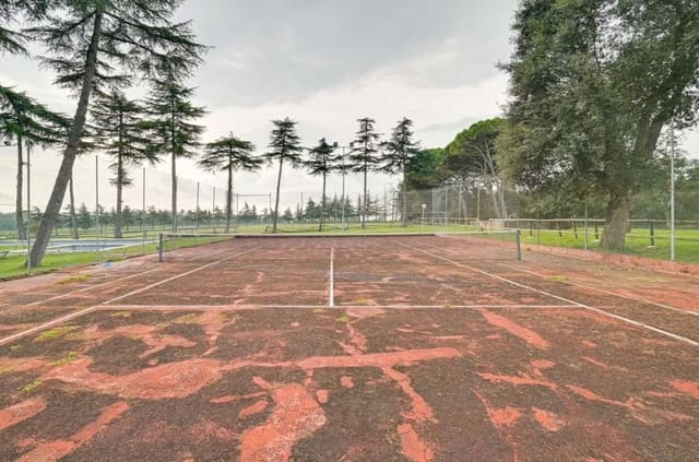 4 Zimmer Finca/Landgut zu verkaufen in Caldes de Malavella mit Pool - 875.000 € (Ref: 9715272)