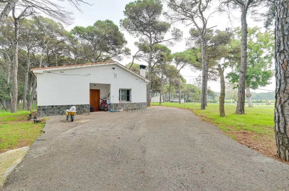 4 Zimmer Finca/Landgut zu verkaufen in Caldes de Malavella mit Pool - 875.000 € (Ref: 9715272)