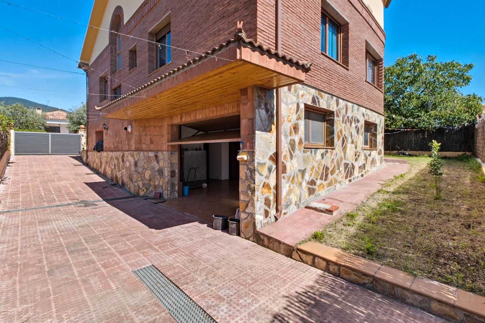 Chalet de 5 habitaciones en Cànoves i Samalús en venta con garaje - 429.000 € (Ref: 9715275)