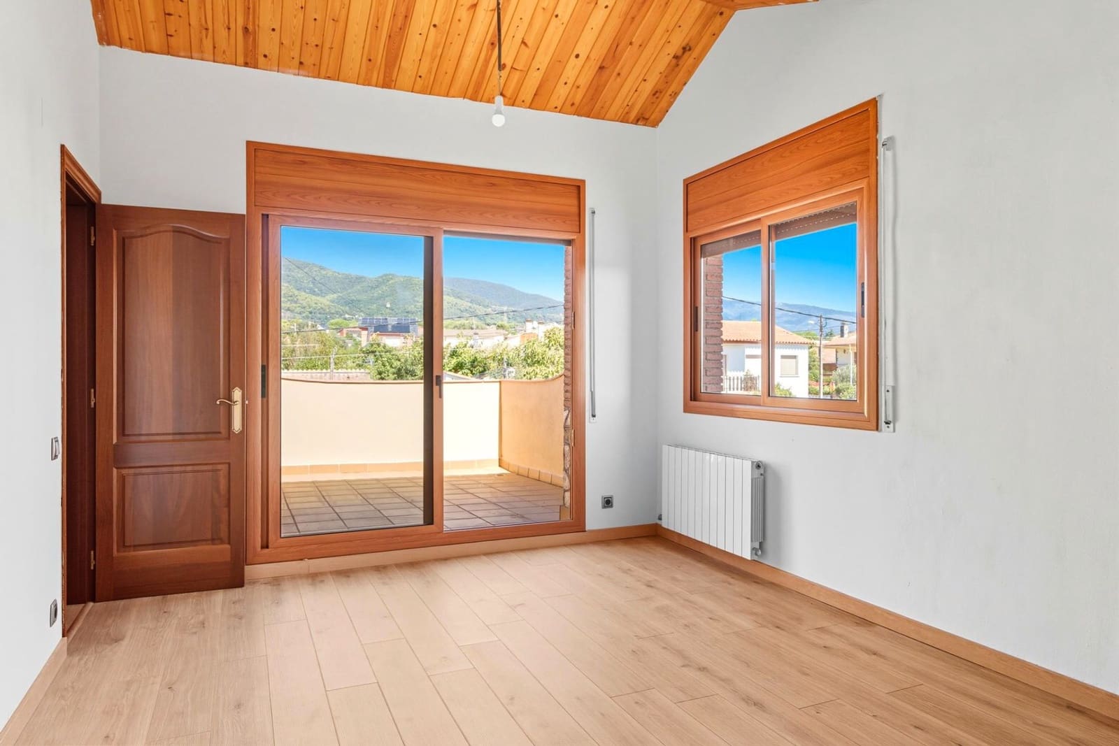 Chalet de 5 habitaciones en Cànoves i Samalús en venta con garaje - 429.000 € (Ref: 9715275)