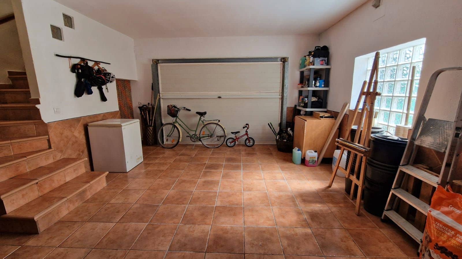 4 bedroom Villa for sale in Lloret de Mar with pool garage - € 275,000 (Ref: 9715276)