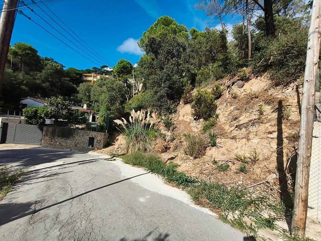 Building Plot for sale in Lloret de Mar - € 79,000 (Ref: 9715277)