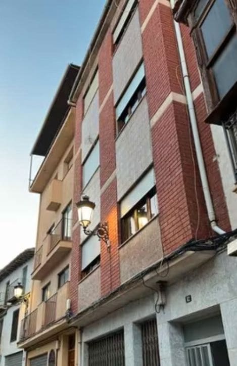 9 bedroom Apartment for sale in Lloret de Mar - € 425,000 (Ref: 9715278)