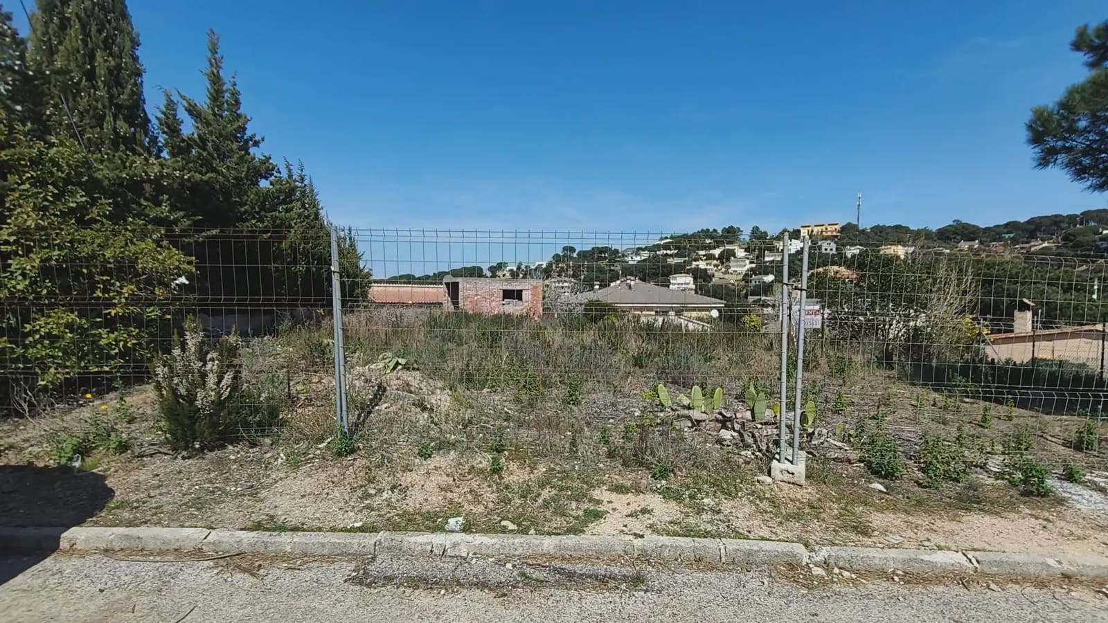 Building Plot for sale in Vidreres - € 55,000 (Ref: 9733890)