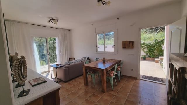 3 soveværelse Finca/Landehus til salg i Urbanitzacions del Nord, Lloret de Mar med garage - € 250.000 (Ref: 9770049)