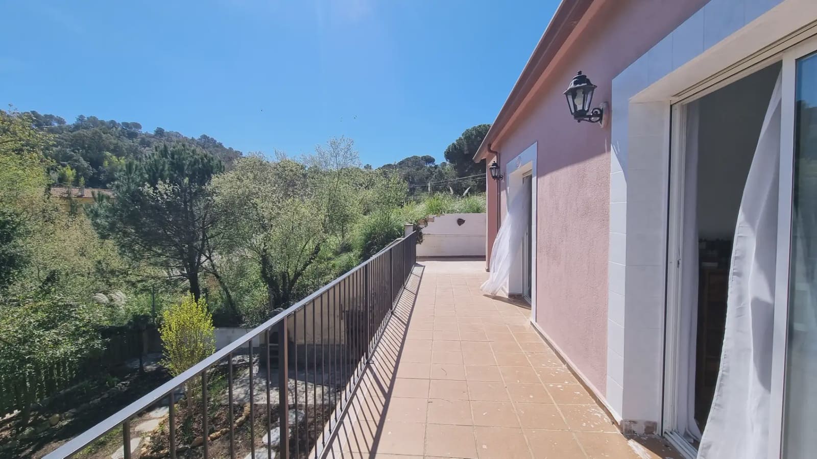 3 makuuhuone Maalaistalo myytävänä paikassa Lloret de Mar mukana 
autotalli - 250 000 € (Ref: 9770049)