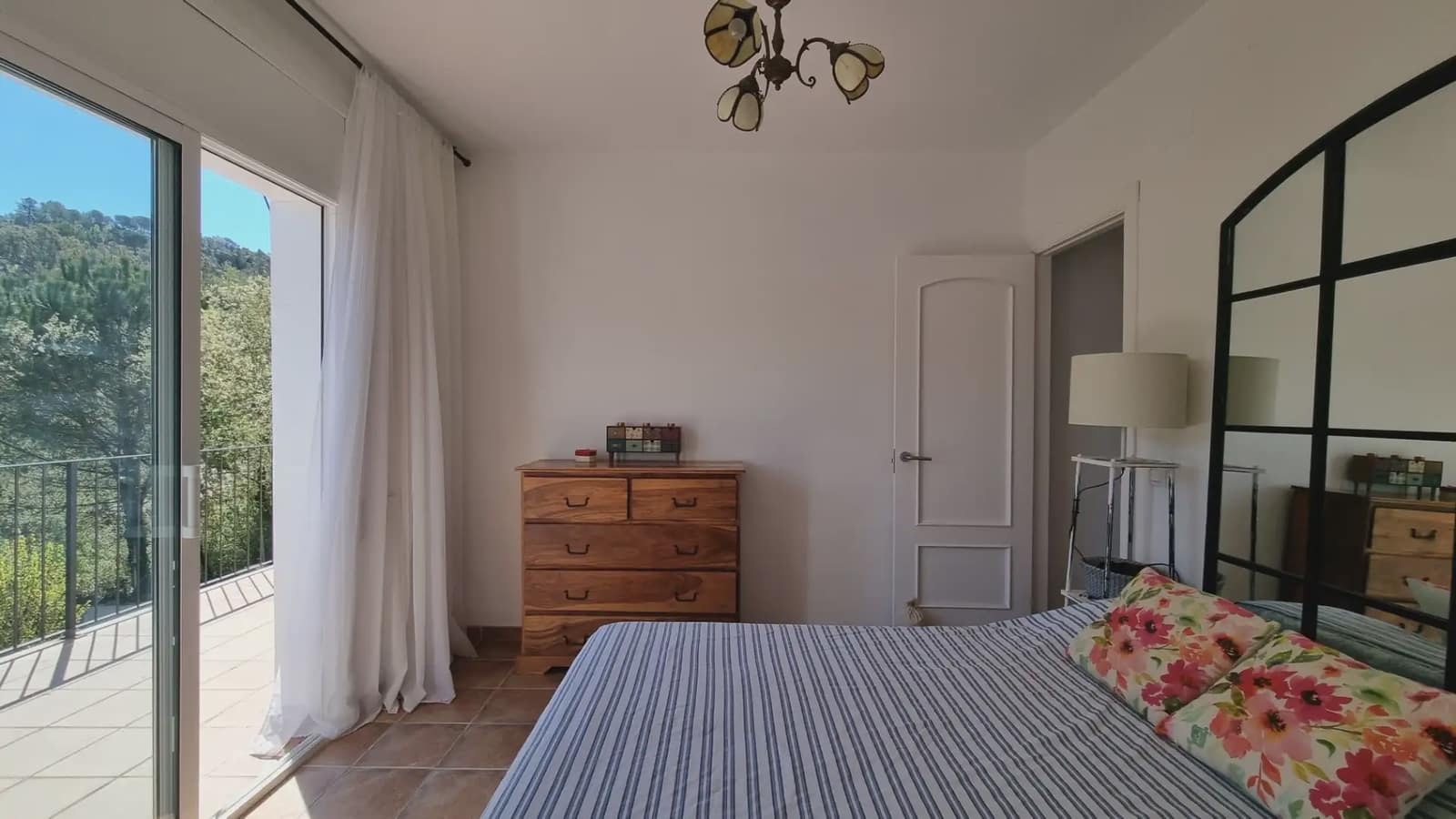 3 makuuhuone Maalaistalo myytävänä paikassa Lloret de Mar mukana 
autotalli - 250 000 € (Ref: 9770049)