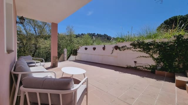 3 soveværelse Finca/Landehus til salg i Urbanitzacions del Nord, Lloret de Mar med garage - € 250.000 (Ref: 9770049)