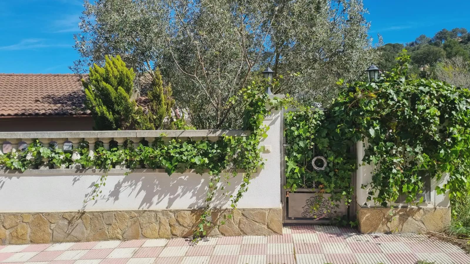 3 makuuhuone Maalaistalo myytävänä paikassa Lloret de Mar mukana 
autotalli - 250 000 € (Ref: 9770049)