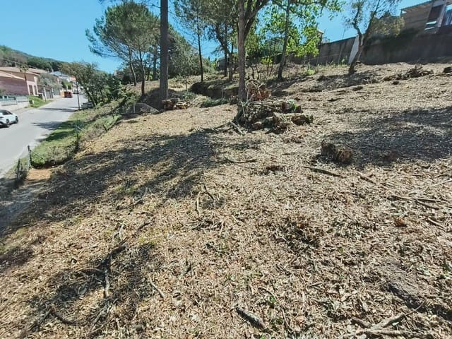 Terreno para Construção para venda em Urbanitzacions del Nord, Lloret de Mar - 25 000 € (Ref: 9798150)