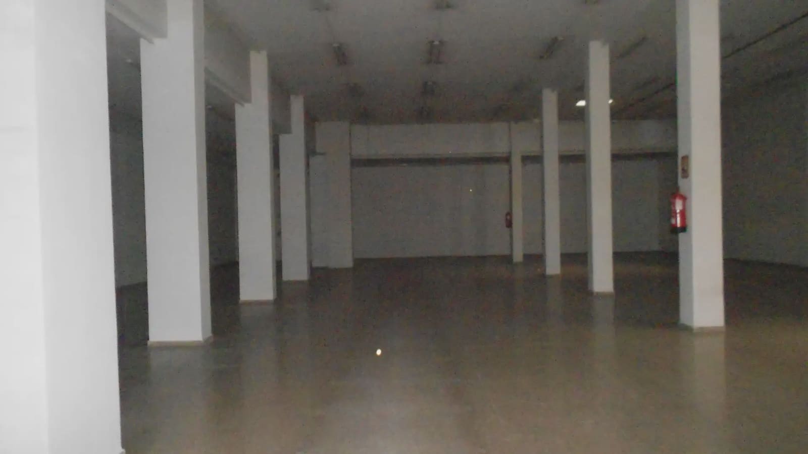 Kommersiell att hyra i Valencia stad - 5 000 € (Ref: 9748269)