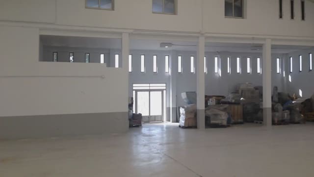 Gewerbe zu verkaufen in Torrent - 2.200.000 € (Ref: 9748270)