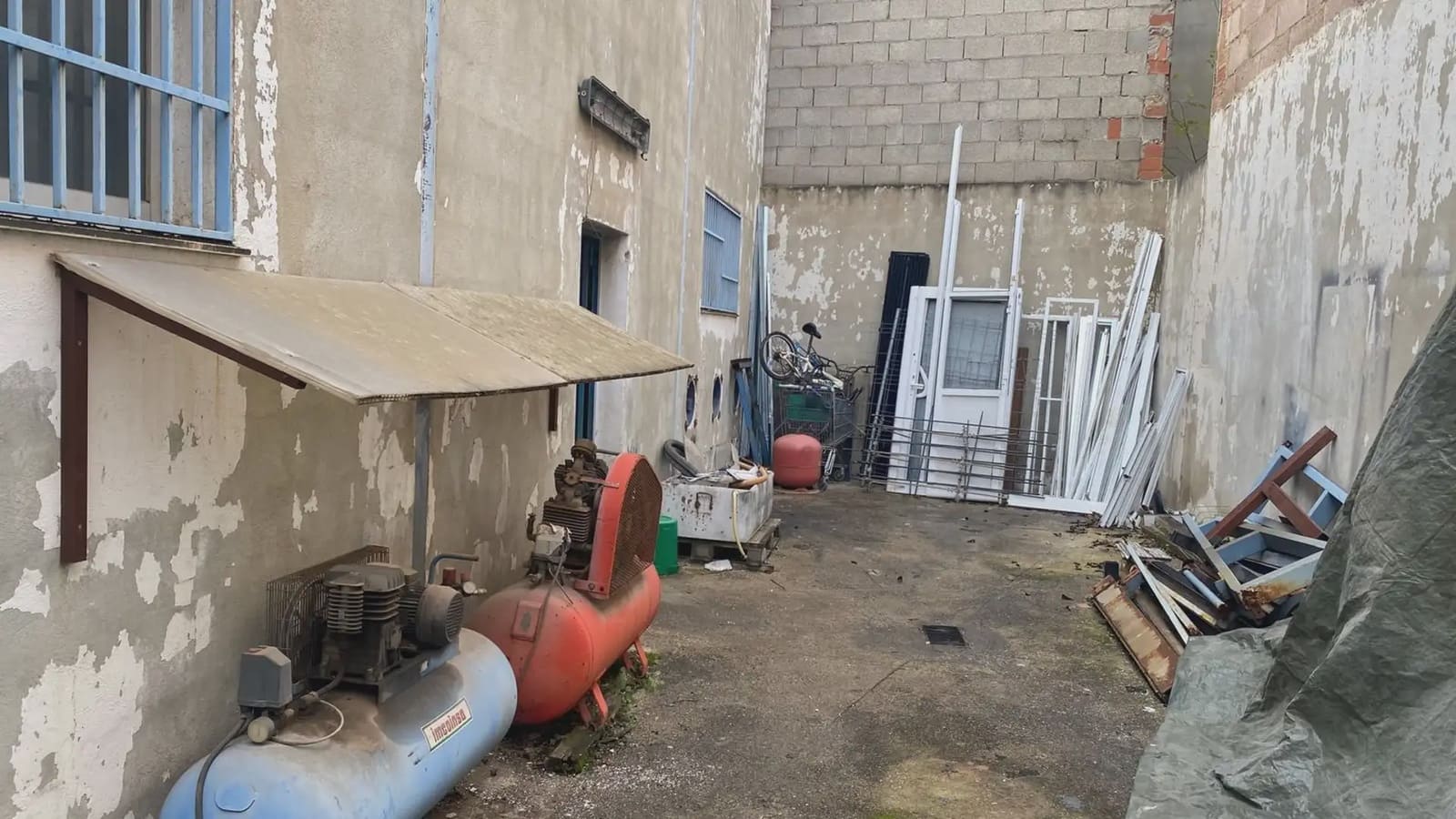 Commerciale in vendita in Alaquas - 575.000 € (Rif: 9748278)