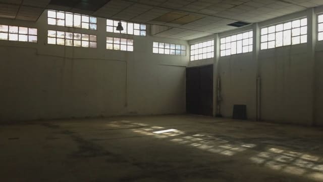 Kommersiell til leie i Manises - € 5 000 (Ref: 9748281)