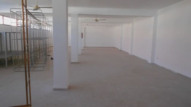 Kommersiell til leie i Manises - € 5 000 (Ref: 9748281)