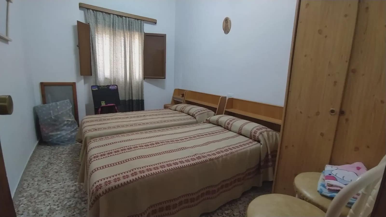 3 bedroom Villa for sale in Chiva with pool garage - € 155,000 (Ref: 9748283)