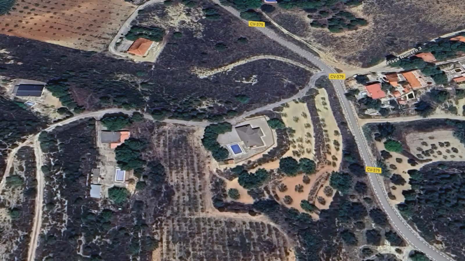 3 bedroom Villa for sale in Chiva with pool garage - € 155,000 (Ref: 9748283)