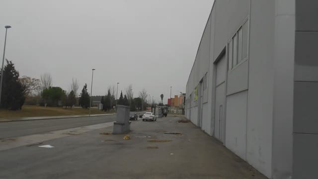 Gewerbe zu verkaufen in Chiva - 1.000.000 € (Ref: 9748286)