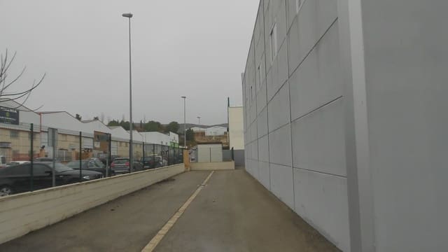 Gewerbe zu verkaufen in Chiva - 1.000.000 € (Ref: 9748286)