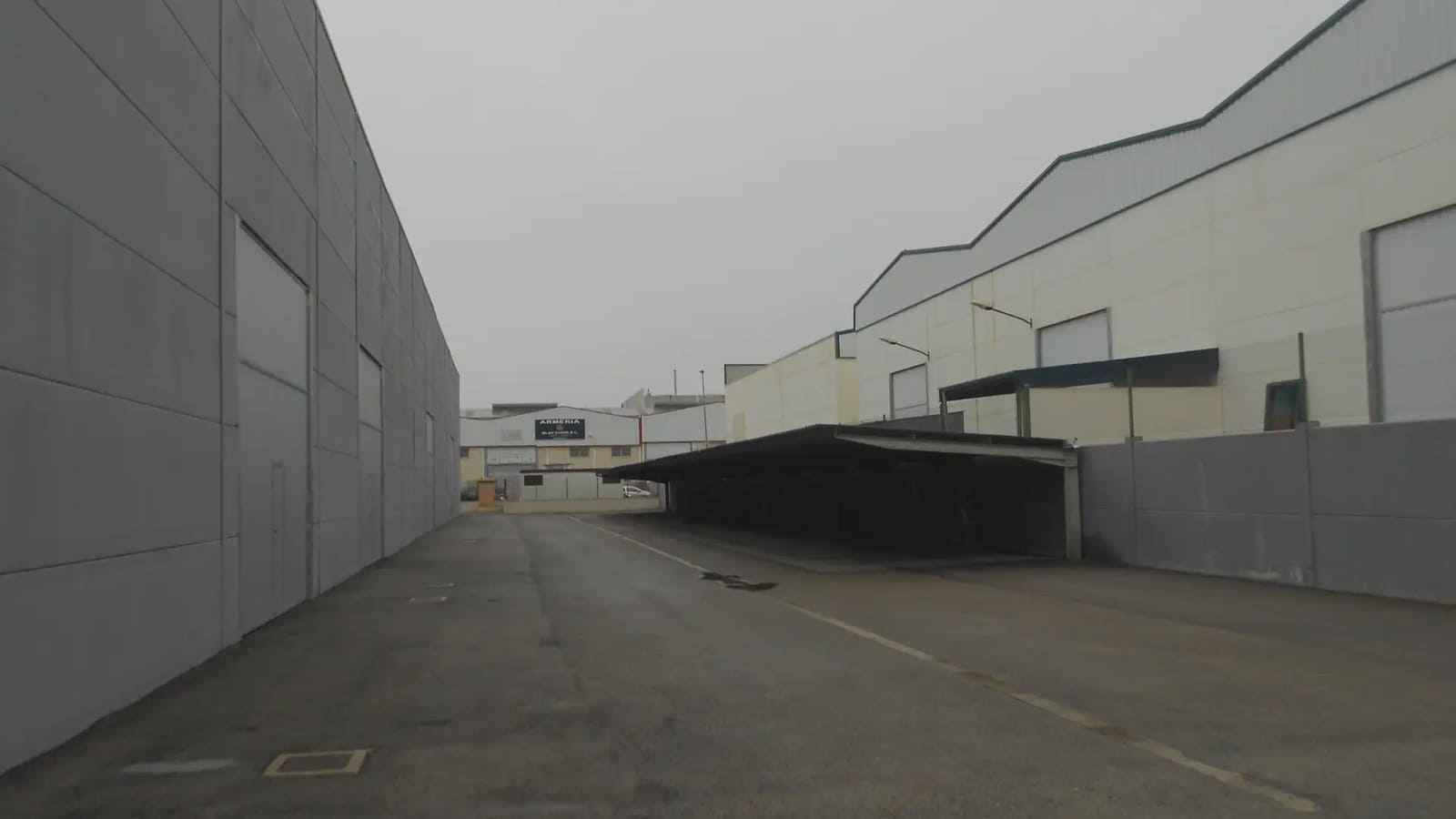 Gewerbe zu verkaufen in Chiva - 1.000.000 € (Ref: 9748286)