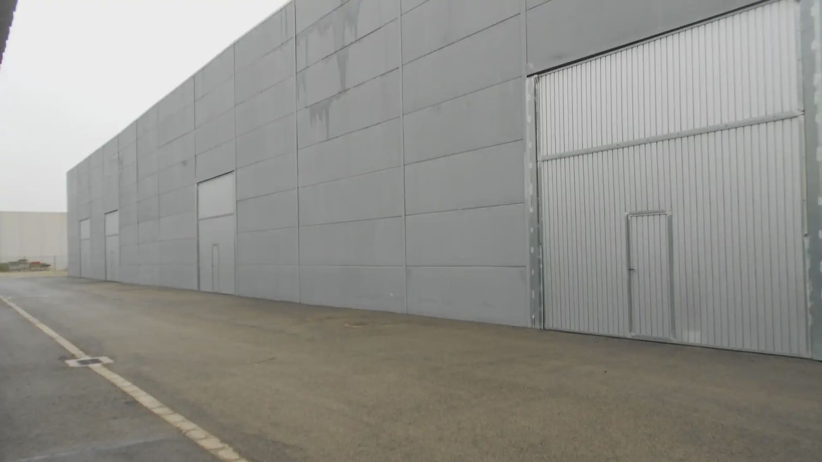 Gewerbe zu verkaufen in Chiva - 1.000.000 € (Ref: 9748286)