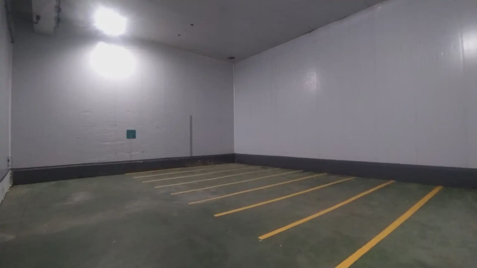 Erhverv til salg i Alzira - € 498.000 (Ref: 9748287)