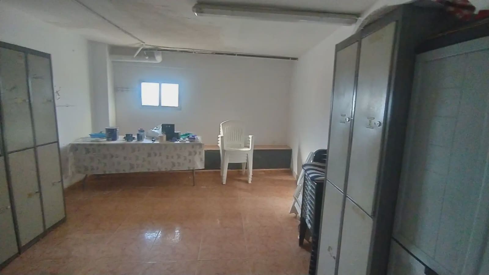 Erhverv til salg i Alzira - € 498.000 (Ref: 9748287)