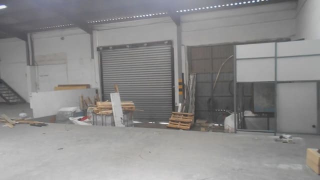 Erhverv til salg i Quart de Poblet - € 320.000 (Ref: 9748289)