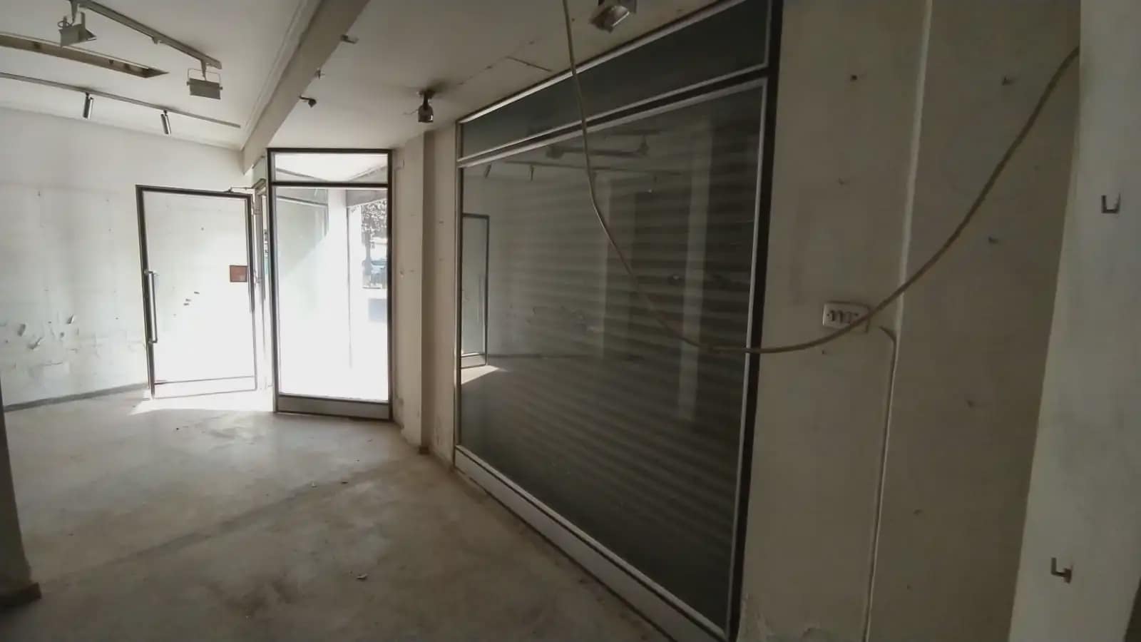 Kommersiell att hyra i Manises - 600 € (Ref: 9748291)