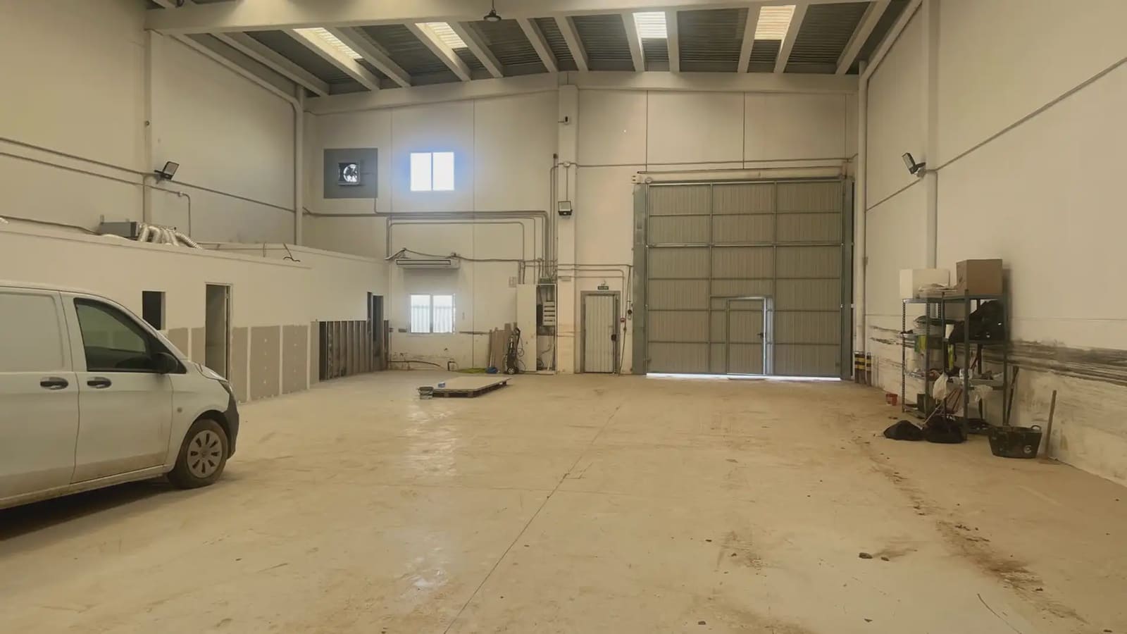 Commerciale da affittare in Riba-roja de Turia - 1.600 € (Rif: 9748297)