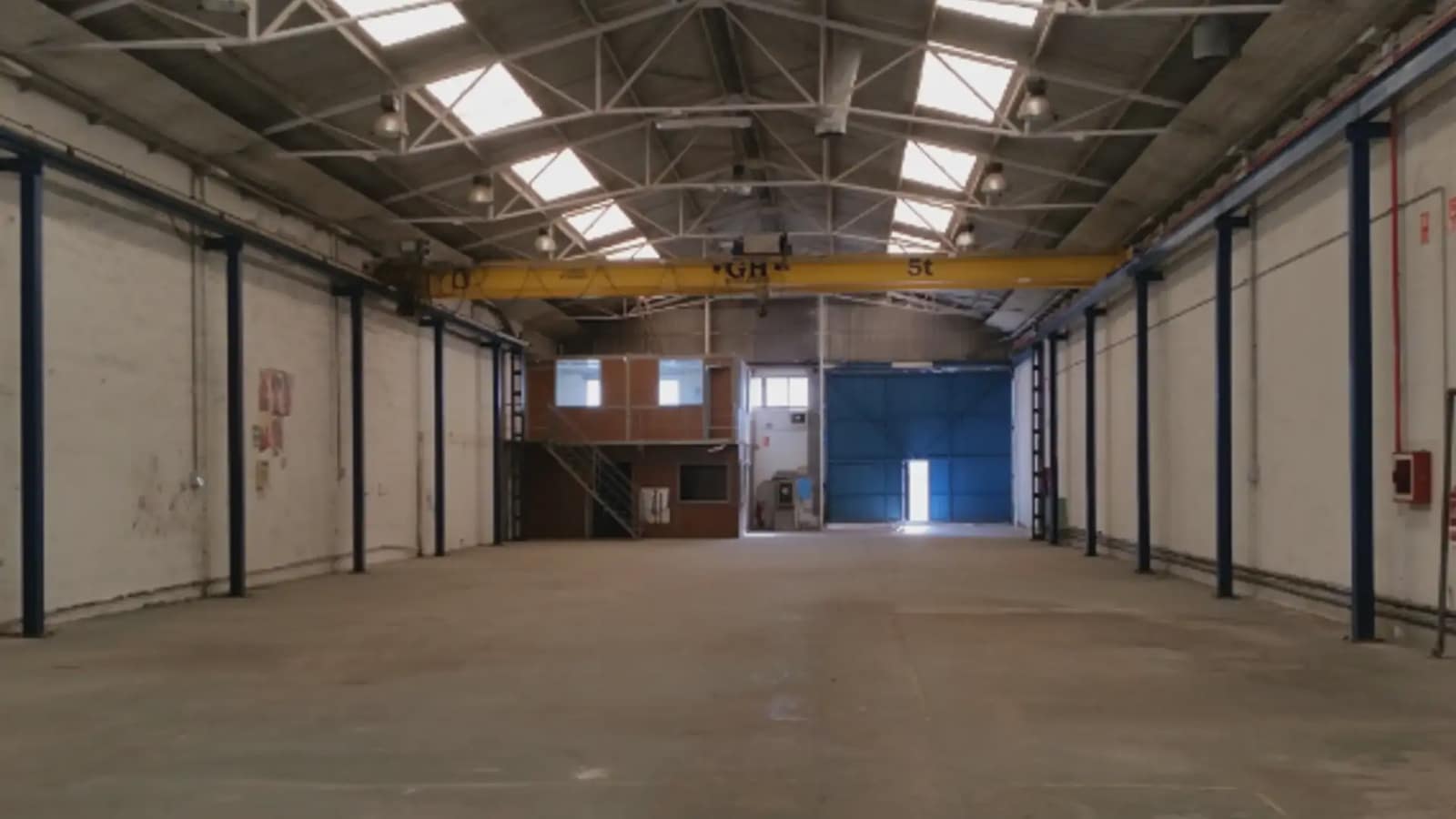 Commerciale da affittare in Paterna - 4.300 € (Rif: 9748299)