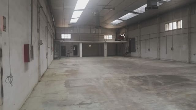 Commerciale da affittare in Fuente del Jarro, Paterna - 4.300 € (Rif: 9748299)