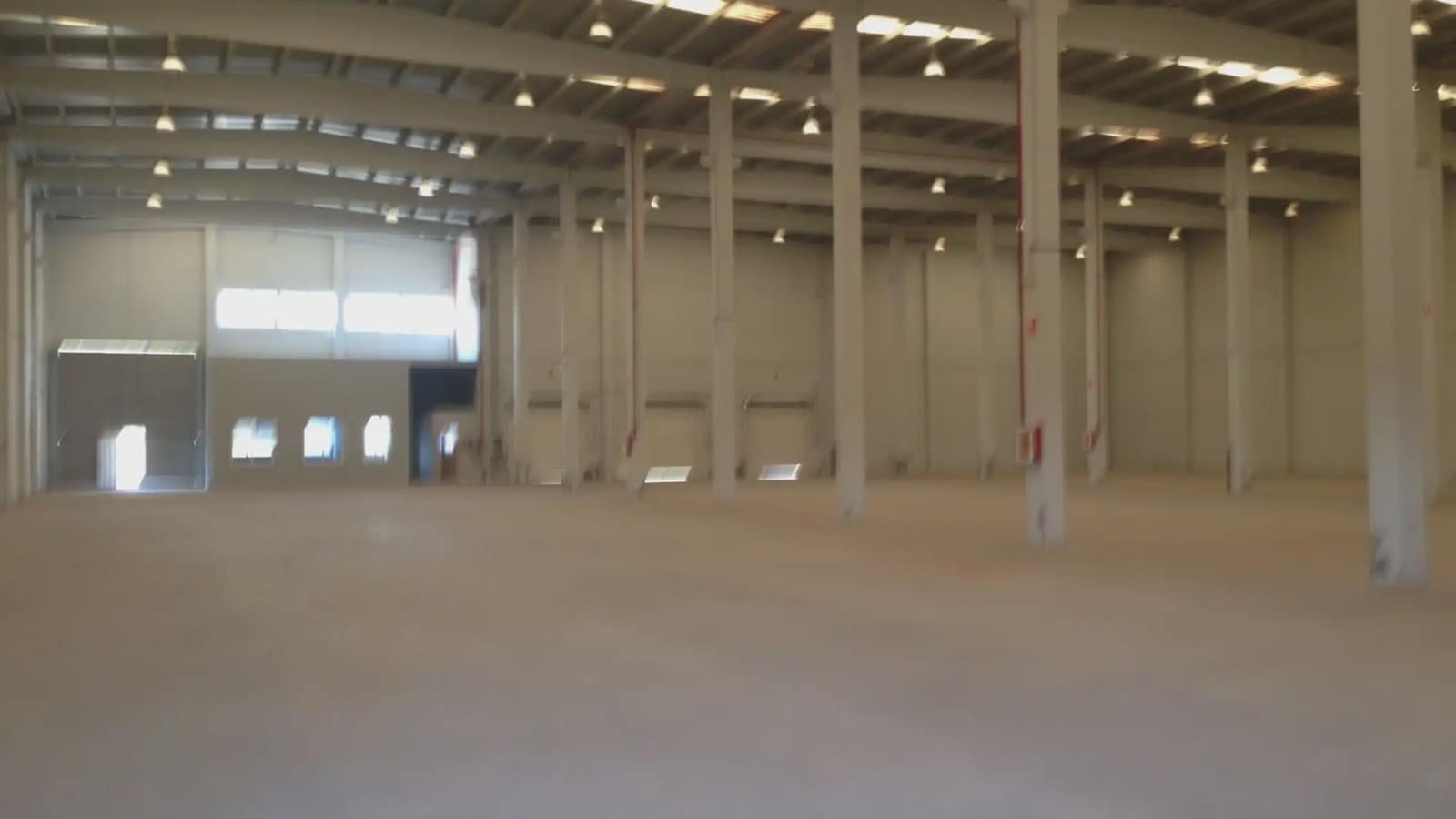 Commerciale da affittare in Riba-roja de Turia - 15.000 € (Rif: 9748300)