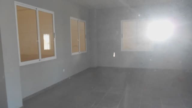 Commerciale da affittare in Riba-roja de Túria - 15.000 € (Rif: 9748300)