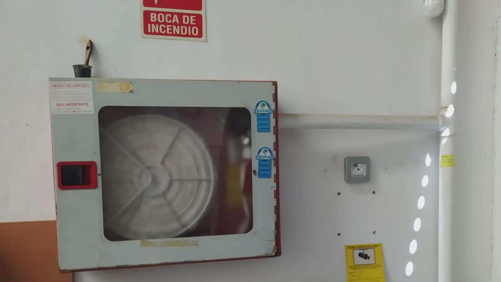 Kommersiell til leie i Manises - € 1 800 (Ref: 9748302)