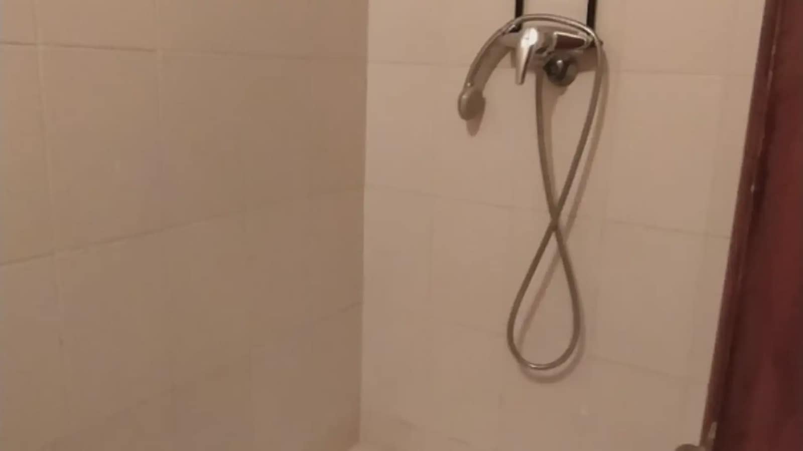 Kommersiell til leie i Manises - € 1 800 (Ref: 9748302)