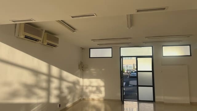 Ufficio da affittare in Fuente del Jarro, Paterna - 1.100 € (Rif: 9748304)