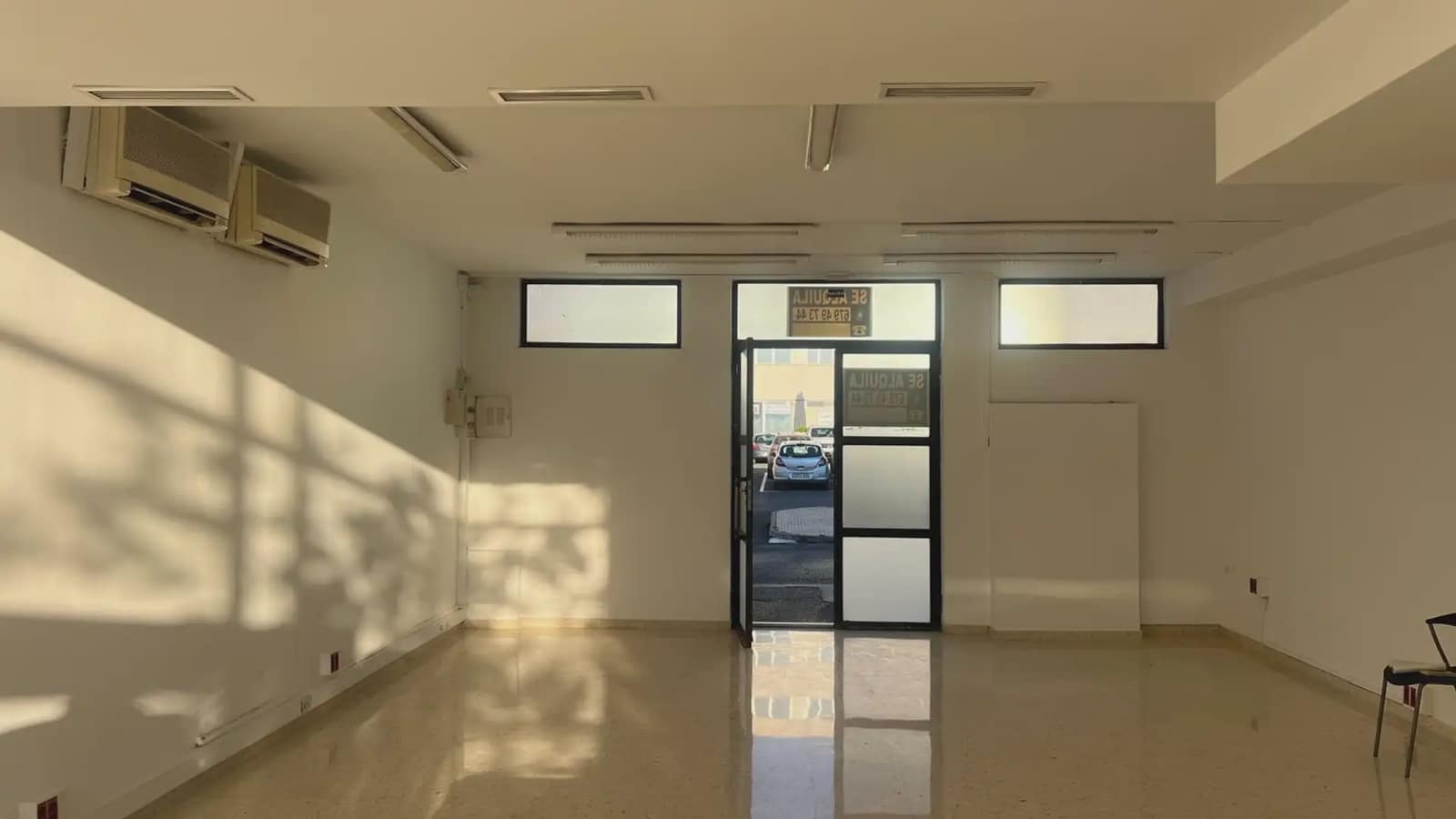 Ufficio da affittare in Paterna - 1.100 € (Rif: 9748304)